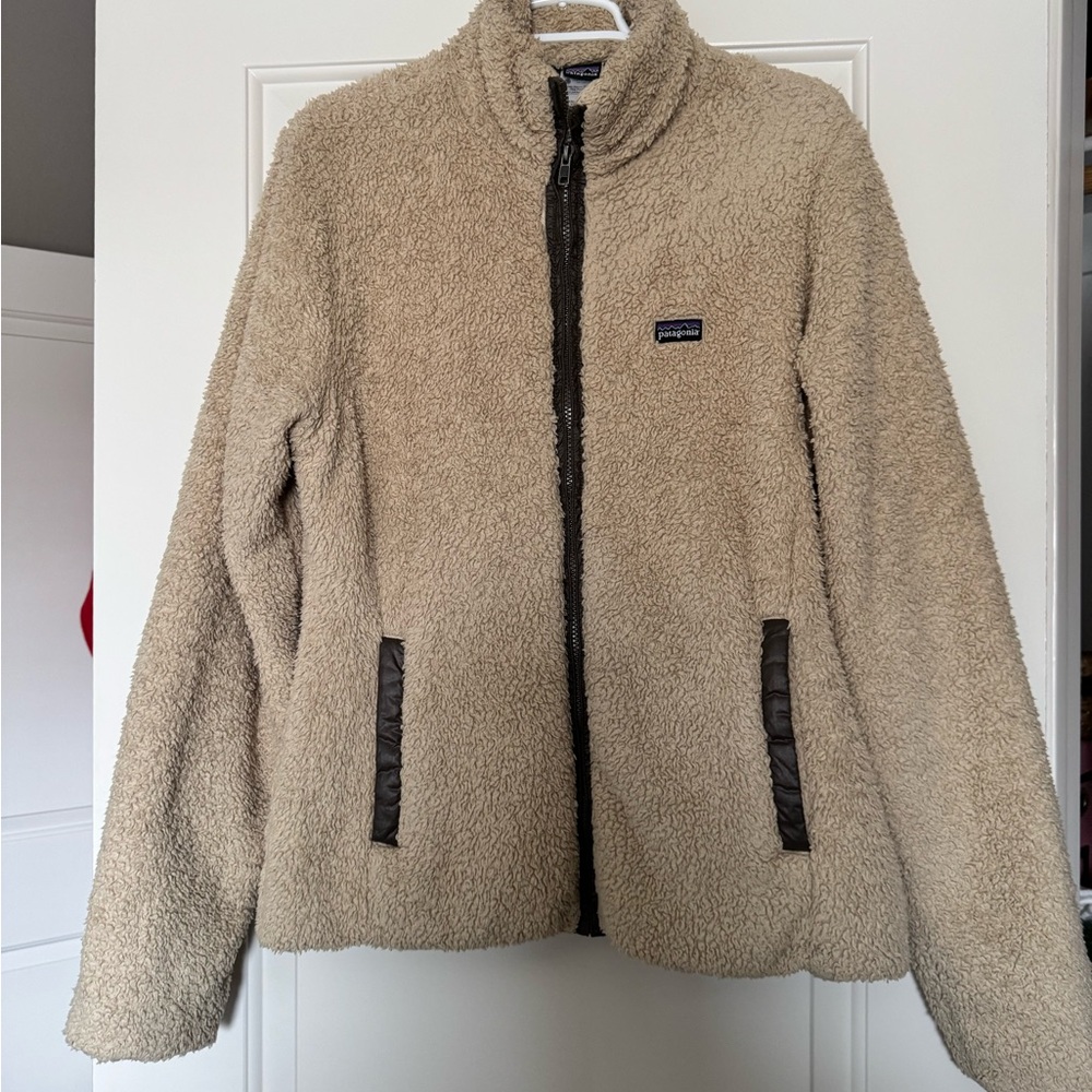 Patagonia Women's Cozy Tan Teddy Jacket